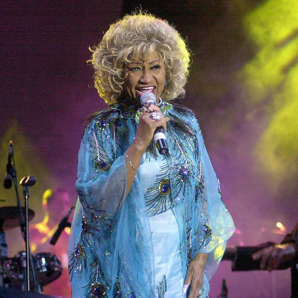 Celia Cruz, junto a su esposo Pedro Knight, falleció el 16 de julio de 2003 en New Jersey.
