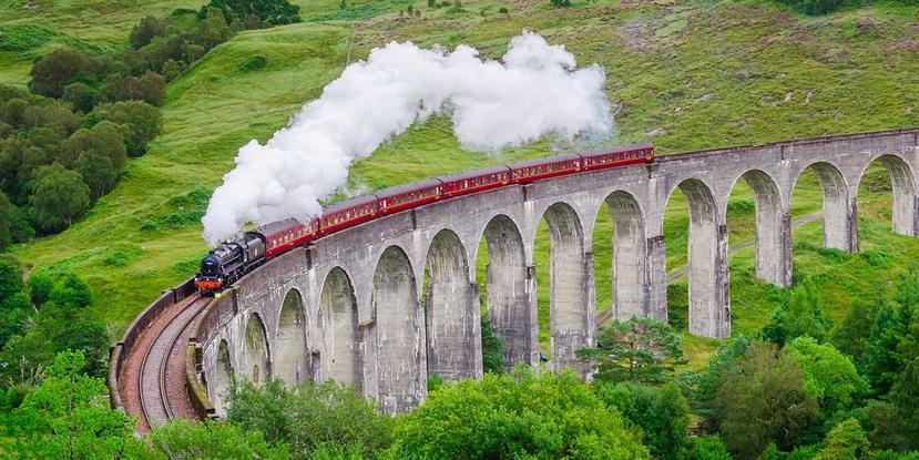 Si quieres ver una perspectiva diferente de Inglaterra, se puede viajar en uno de los muchos trenes de vapor que datan de la década de 1930 y 1940. (Suministrada)