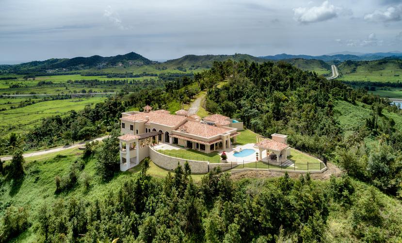 Vista aérea de la mansión que forma parte de  Hacienda Ilusión en Naguabo.
