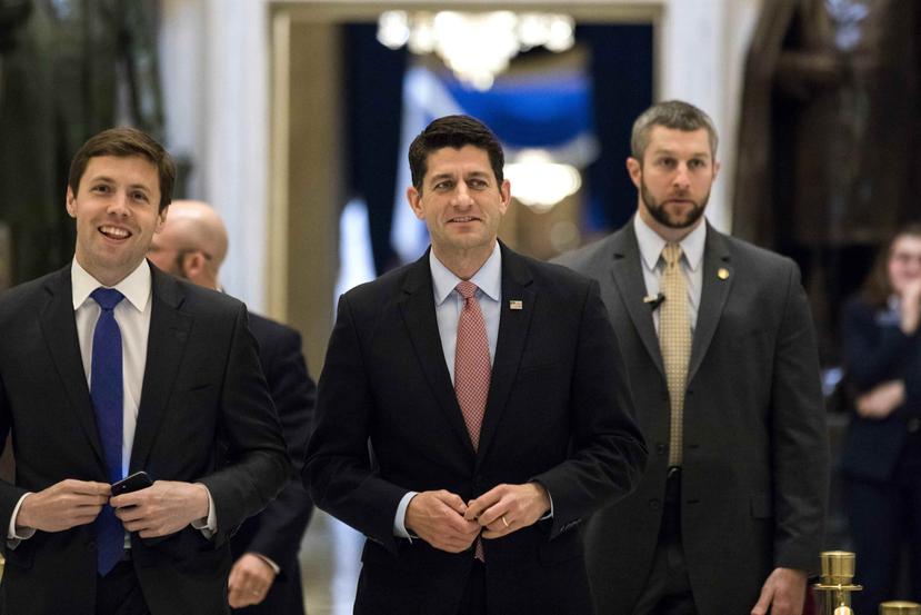 En la Cámara, el speaker Paul Ryan afirmó que la reforma impulsada por el expresidente Barack Obama ha encarecido el costo de los servicios de salud e incrementado la deuda pública. (EFE)