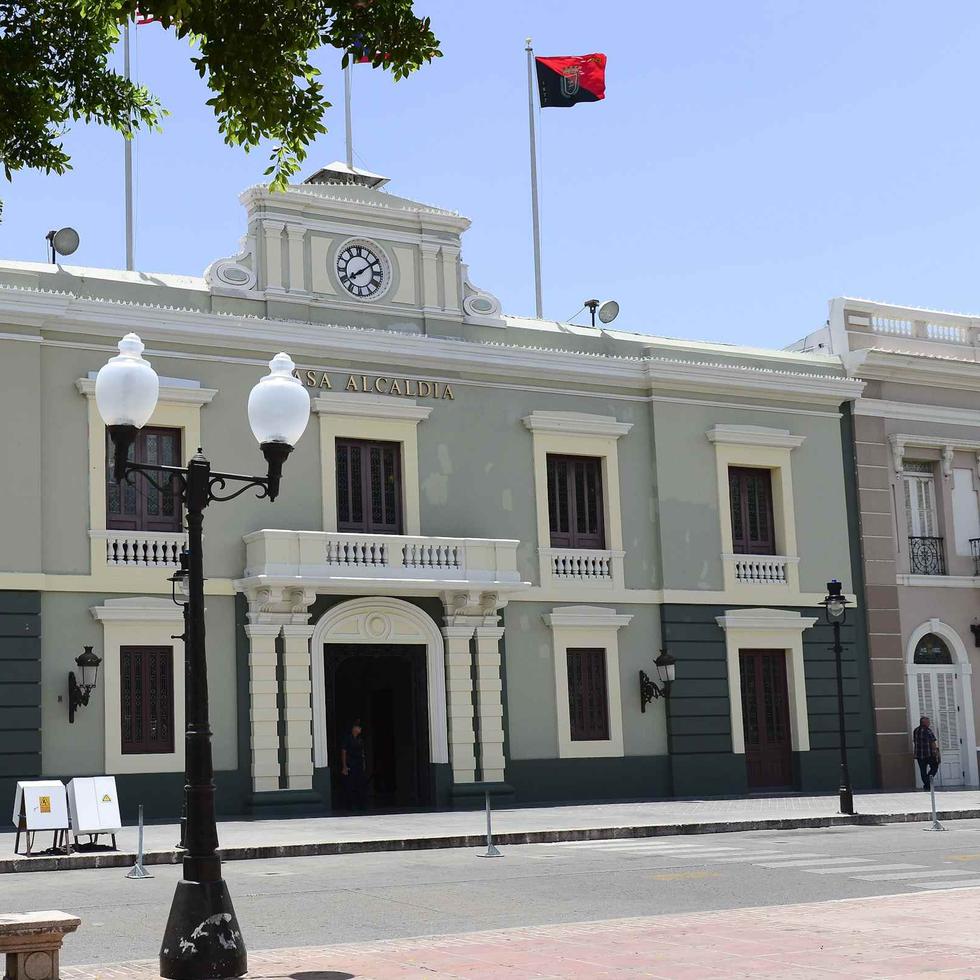 El Municipio de Ponce tiene una deuda de aproximadamente 8.6 millones de dólares con la AAA, según el director de servicio al cliente Gustavo Marín Ramos.