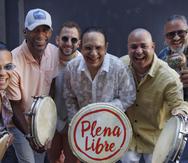 Recientemente Plena Libre lanzó el álbum "Cuatro Esquinas", mientras la agrupación trabaja en dos producciones musicales adicionales.