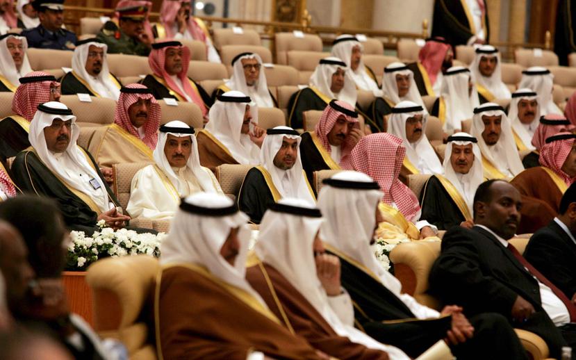 En Arabia Saudita todavía rigen normas de comportamiento muy estrictas (EFE / Mohamed Messara).