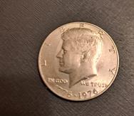 Desde el 2002, las monedas de medio dólar de Kennedy no se acuñan para la circulación general en los Estados Unidos.
