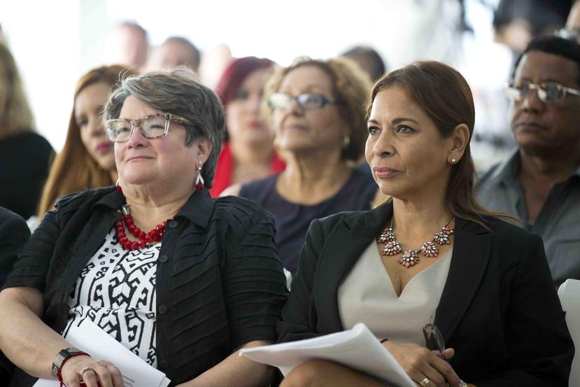 La campaña en contra del Desfile   quiere  juzgar nuevamente a Oscar López Rivera, dijo la presidenta de la actividad, Lorraine Cortés Vázquez (izq). (Archivo)