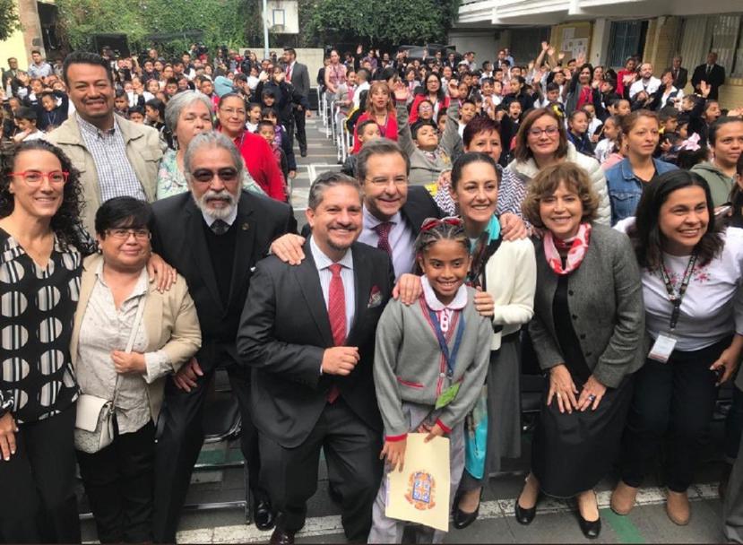 El evento de presentación de la nueva medida se llevó a cabo en la escuela primaria “Guadalupe Ceniceros de Zavaleta”, en la Ciudad de México. (Twitter / Secretaria de Educación Pública de México)