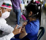 Honduras ha obtenido una cantidad insignificante para sus 10 millones de habitantes: de 59,000 dosis. África, en donde sólo se han adquirido 36 millones de dosis para los 1,300 millones de habitantes del continente, también ha pasado por un vacío similar de acceso a la vacuna, así como partes de Asia.
