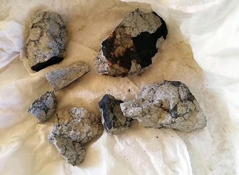 Vista de los que podrían ser los fragmentos del Meteorito que cayeron en Cuba. (Agencia EFE)