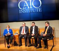 En el foro del Instituto Cato participaron los economistas Anne Krueger, John Dunham, Vicente Feliciano, y el secretario de Estado, Luis Rivera Marín. (Suministrada)