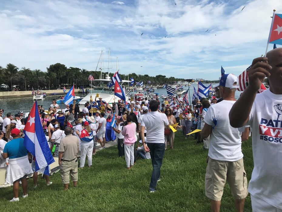 The events were organized by groups from exile, whose leaders warned the Government of Miguel Díaz Canel that the international community will be attentive to what happens tomorrow during the peaceful march.