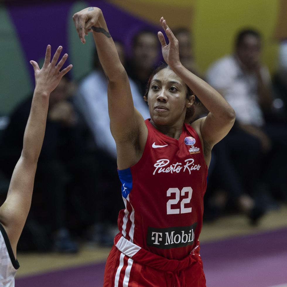 Arella Guirantes no solo fue la que más puntos totalizó por Puerto Rico, sino que encabezó a todas las anotadoras de la pasada Copa del Mundo de baloncesto femenino en 2022 con 18.2 puntos por juego.