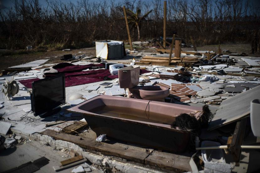 Vista de una residencia completamente destruida en Gran Bahama. (AP)
