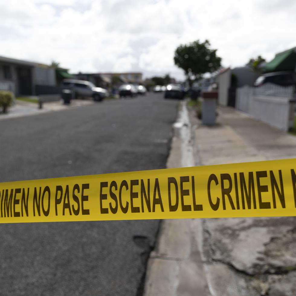 Al momento la Policía mantiene una cifra preliminar de 17 feminicidios, el más reciente siendo la muerte de Karla Rodríguez Ares a manos de su expareja, Víctor Ramos Rivera, en Gurabo.