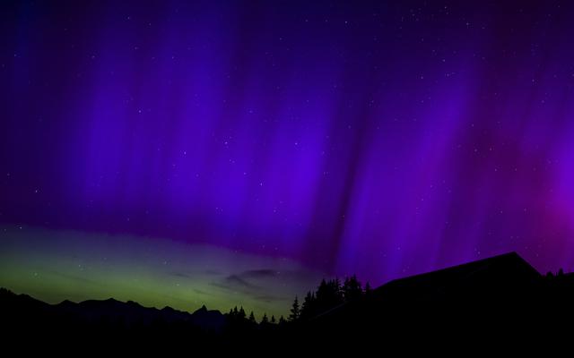 Espectáculo de auroras boreales alrededor del mundo por tormenta solar “extrema”