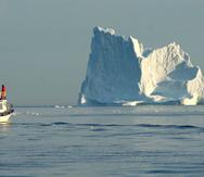 La capa de hielo en Groenlandia es siete veces más grande que el territorio de Reino Unido, con un espesor de entre 6,500 y 9,800 pies en algunas zonas (EFE).