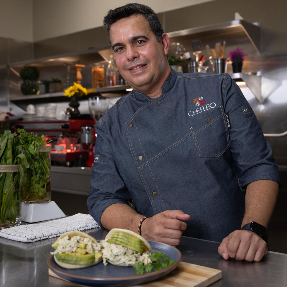 El chef Leo Mendoza tiene un exitoso negocio de arepas llamado Budare, en Lote 23, en Santurce.