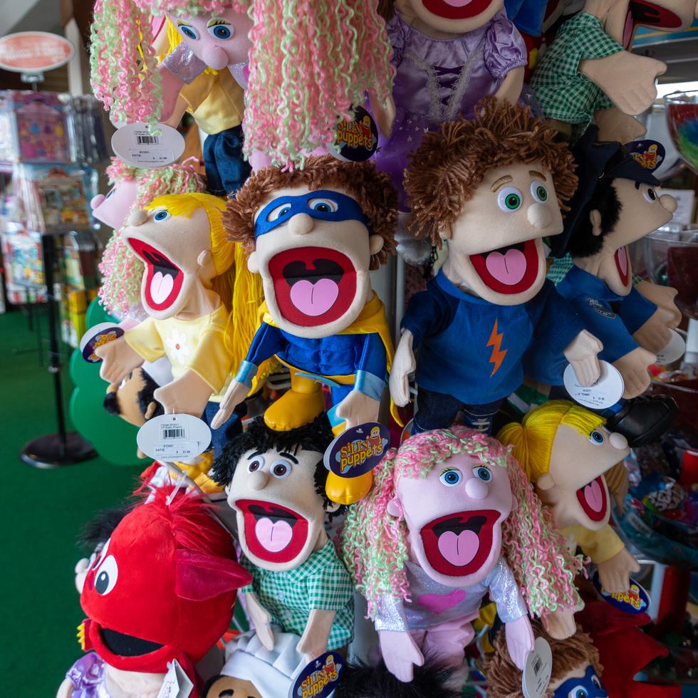 La marionetas son otras de las opciones y que abren la puerta de la imaginación para divertirse en familia.