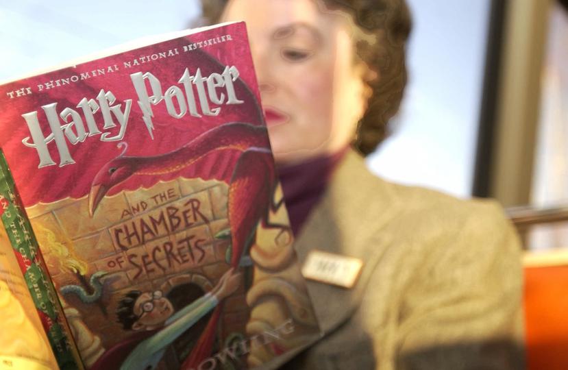 Quemaron la edición de "Harry Potter and the Chamber of Secrets". (GFR Media)