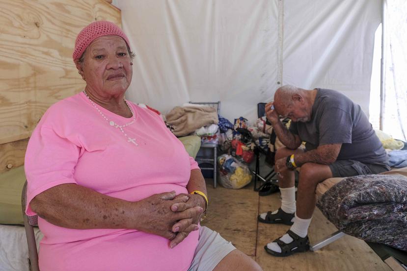 Cecilia Jiménez, de 75 años, perdió su casa durante el terremoto. Se refugia junto a su esposo Carmelo Rodríguez de 80 años en Peñuelas.