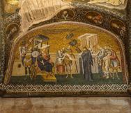 Istanbul,,Turkey,-,May,15,,2014,-enrollment,For,Taxation,,Mosaic, mosaico antiguo
