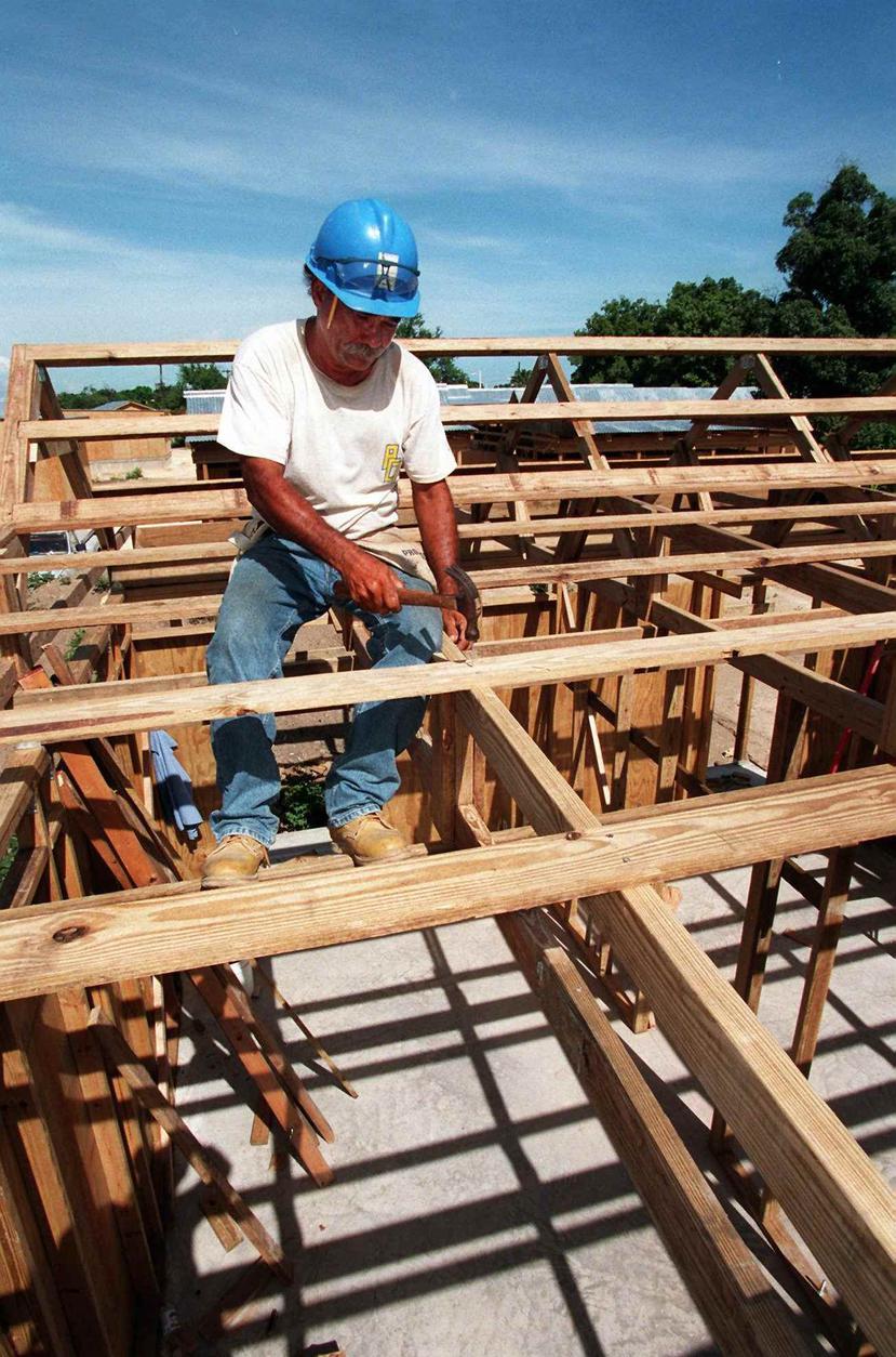 "Esto se vio reflejado en la cantidad de viviendas que resultaron afectadas a consecuencia del paso del huracán María por Puerto Rico", indicó Emilio Colón, presidente de la ACPR. (GFR Media)