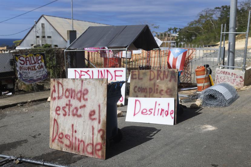 El altercado surgió durante una protesta de los manifestantes contra el desarrollo de construcciones en el predio del Muelle de Azúcar.