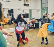 LeAna López, offers bomba and plena dance classes in East Harlem as a part of the workshops promoted by the musical group and nonprofit organization Los Pleneros de la 21.