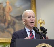 El presidente Joe Biden habla antes de firmar una ley que evita una huelga ferroviaria, en la Casa Blanca, Washington, viernes 2 de diciembre de 2022.