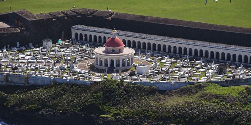 Imagen aérea del cementerio Santa María Magdalena de Pazzis en el casco histórico del Viejo San Juan. (Archivo / GFR Media)