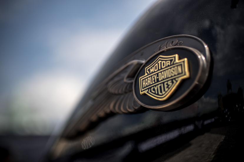 La empresa Harley-Davidson indicó en julio que pronostica que los nuevos aranceles le representarán un costo de hasta $100 millones al año. (EPA / Martin Divisek)