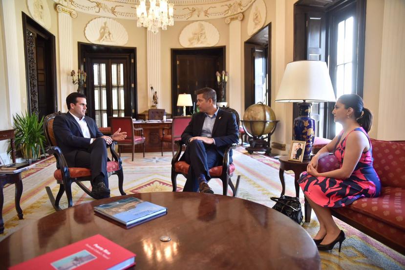 En la reunión, que duró media hora, participó el secretario de Estado, Luis Rivera Marín, y Duffy estuvo acompañado por su esposa, Rachel Campos-Duffy. (Suministrada)