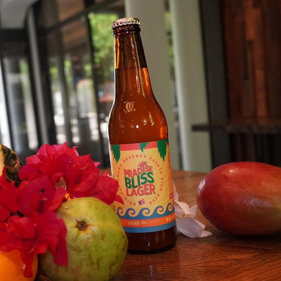 La cerveza PRadise Bliss Lager, que solamente estará disponible en el resort, es una lager con sabores a frutas tropicales como la guayaba, la parcha y la china.