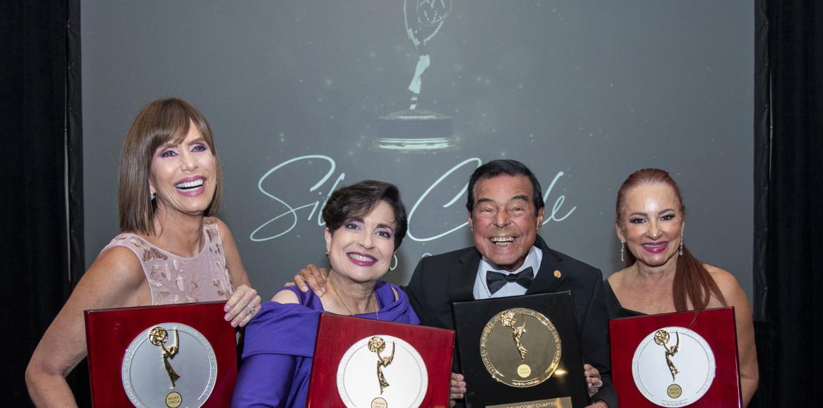 La ceremonia, que tomó lugar en el Centro de Banquetes Los Chavales, celebró la trayectoria distinguida de profesionales de la industria televisiva con carreras de 25 años o más.