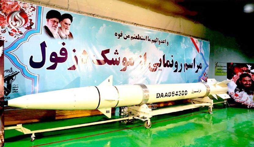 En nuevo misil balístico denominado Dezful ya se encuentra en producción masiva en una fabrica subterránea iraní. (Twitter / @HeshmatAlavi)