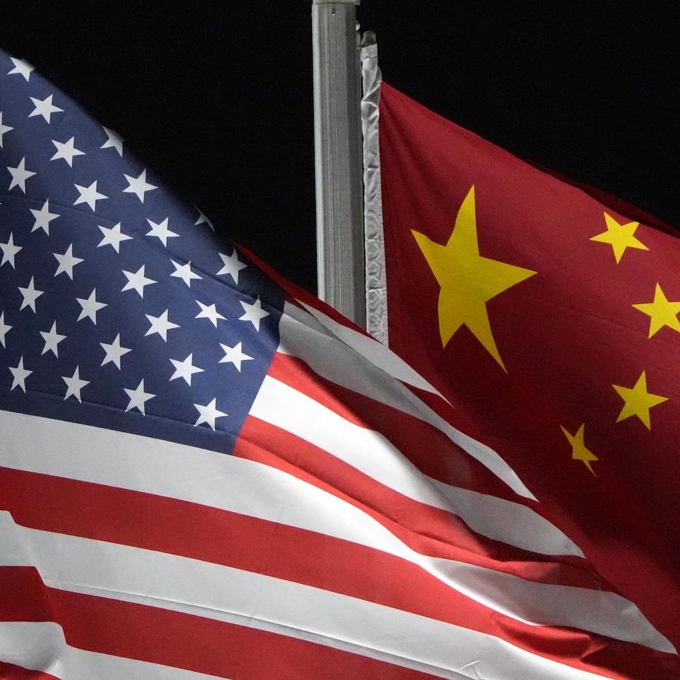 Estados Unidos y China han tenido fuertes tensiones durante el gobierno de Biden. (AP Foto/Kiichiro Sato, Archivo)