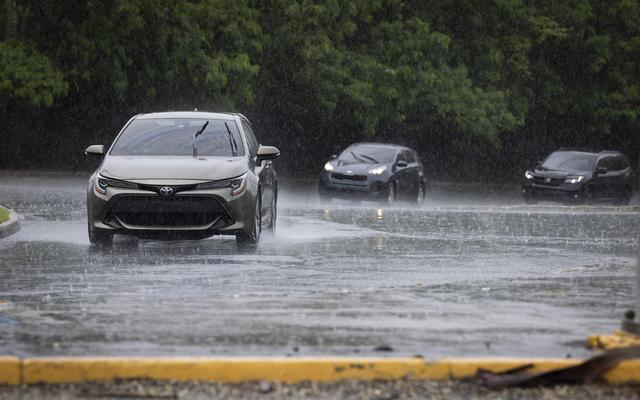 El Servicio Nacional de Meteorología emite advertencia de inundaciones para varios pueblos tras fuertes lluvias