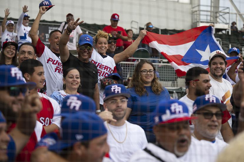 Fanáticos boricuas apoyaron a la selección de Puerto Rico durante los partidos amistosos ante Atlanta y Boston.