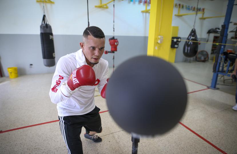 Orlando González, quien subirá este sábado al ensogado en Las Vegas para enfrentar al cubano Robeisy Ramírez, estudió en el recinto de Río Piedras de la Universidad de Puerto Rico.