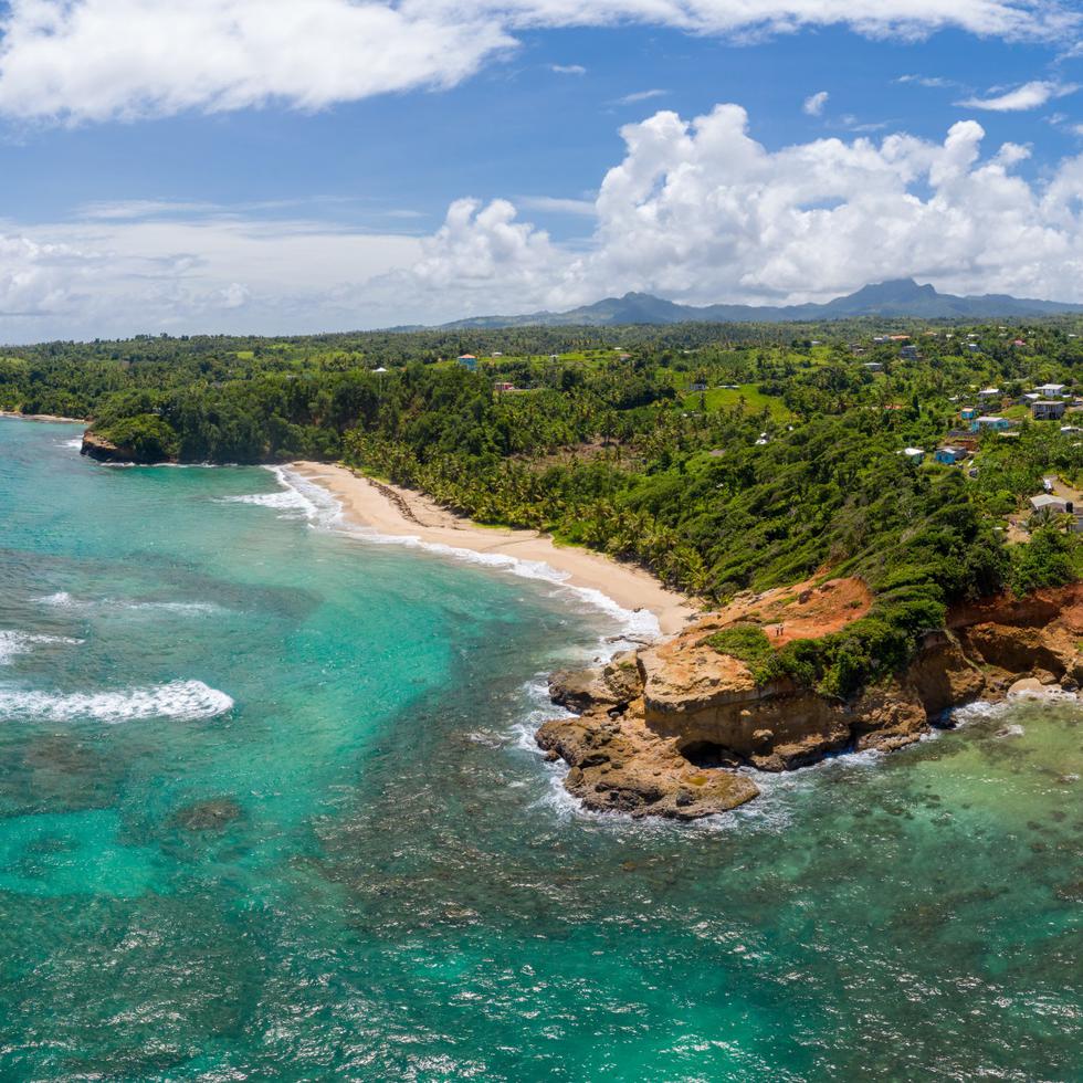 Dominica, conocida como la “Isla de la Naturaleza” ha sido hasta ahora una de las islas más desconocidas y menos visitada del Caribe.