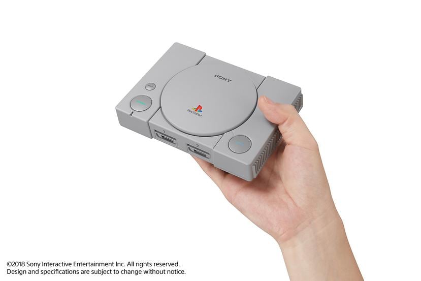 La consola PlayStation Classic es 45% más pequeña que la original y pesa solo 2.5 onzas. (Sony Interactive Entertainment)