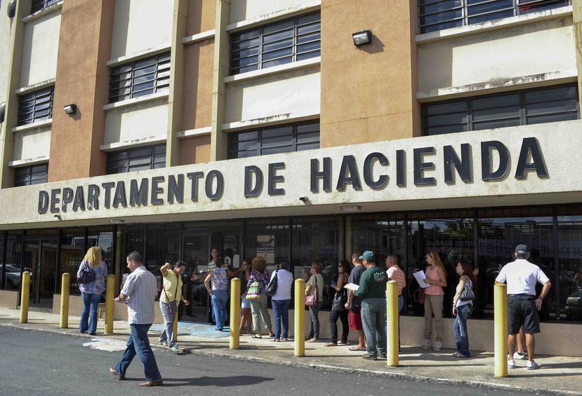 Luis de Jesús, presidente de la Unión Independiente Auténtica de Empleados de la AAA rechazó el proyecto impulsado por aspirantes a legisladores novoprogresistas. (GFR Media)