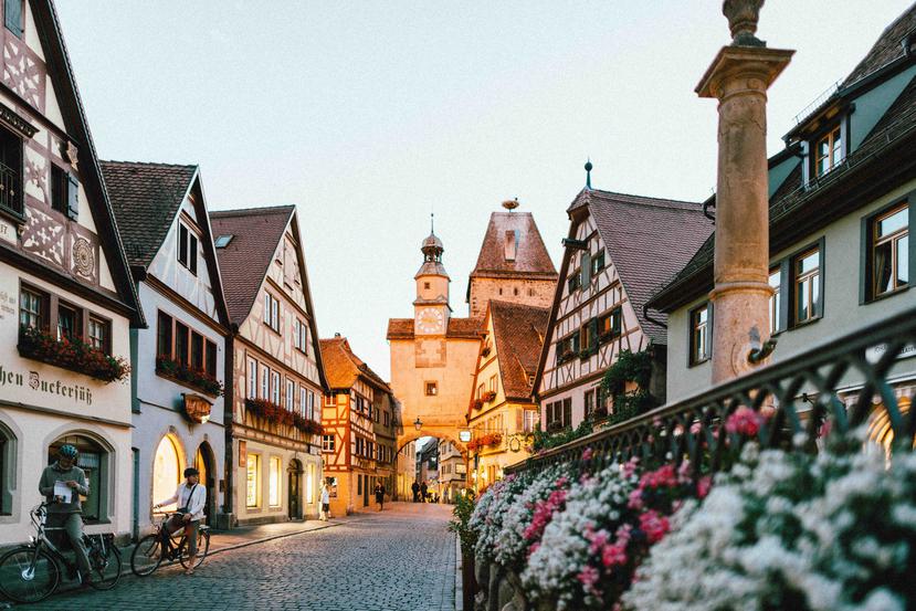 Pueblos como Rothenburg ob der Tauber, en Alemania, podrán ser visitados a partir de las próximas semanas. (Unsplash/Robert Kraft)