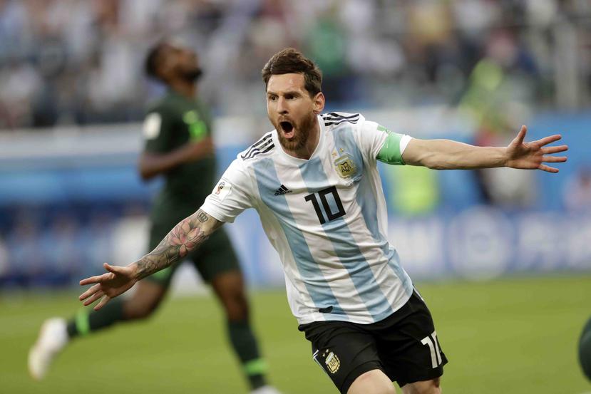 Lionel Messi celebra su primer gol en el Mundial contra Nigeria. (AP)