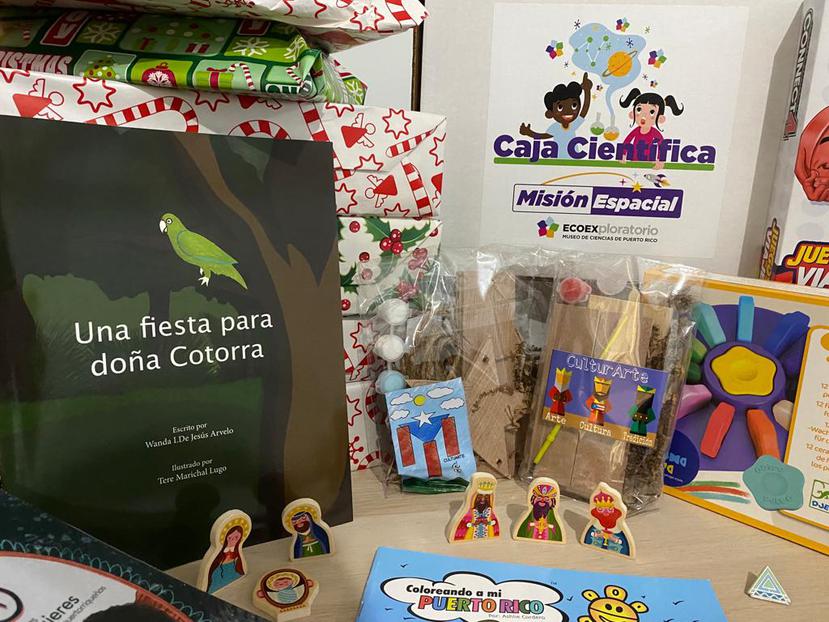Algunos de los libros y juguetes educativos que la Fundación Integro entregará el Día de Reyes.