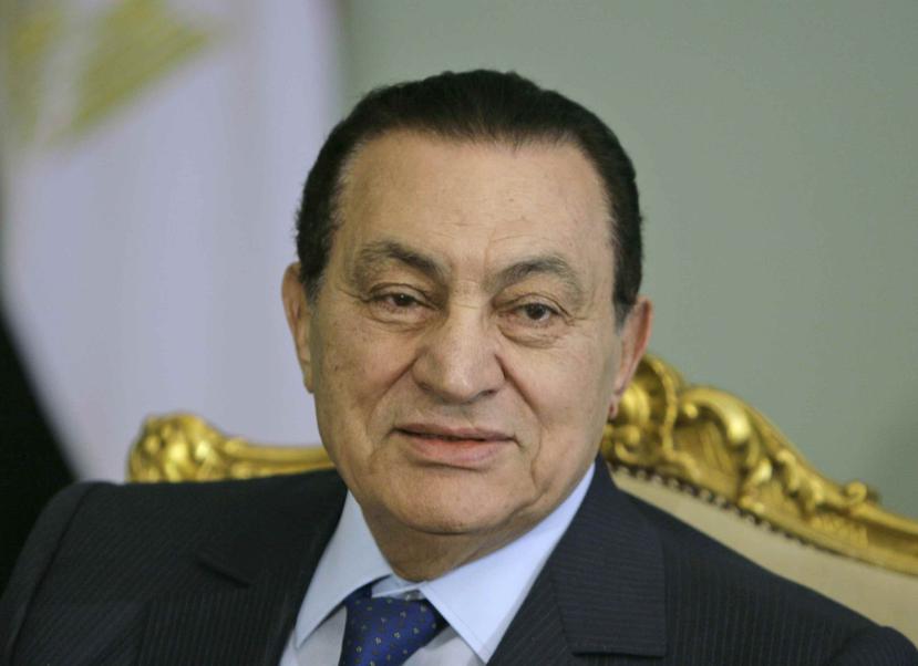 En esta imagen de archivo, tomada el 2 de abril de 2008, Hosni Mubarakm durante una reunión en el Palacio Presidencial, en El Cairo, Egipto. (AP)