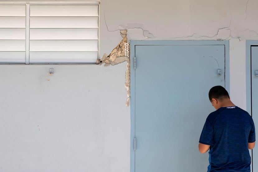 La escuela especializada Ernesto Ramos Antonini, en Yauco, fue una de las que sufrieron daños a causa de los  sismos.
