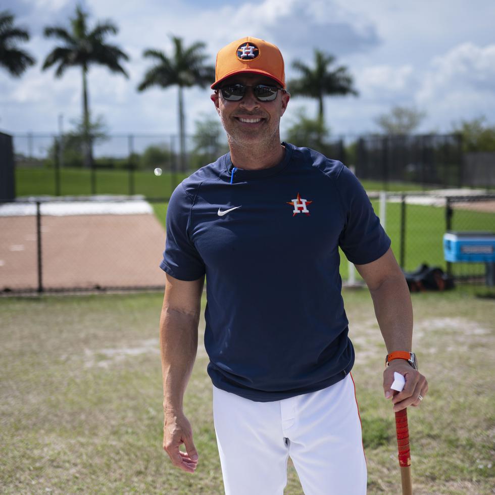 El mánager puertorriqueño de los Astros de Houston, Josué Espada, posa para el lente de El Nuevo Día durante los entrenamientos primaverales.