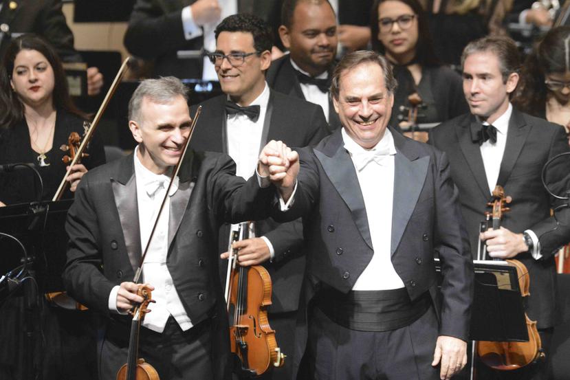 Gil Shaham (centro a la derecha), en primer plano, es considerado por la crítica especializada como uno de los violinistas más destacados de su generación. (Suministrada)