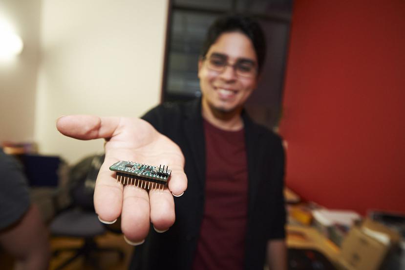 Los cofundadores de Kytelabs, Ángel Viera y Jonathan González (en la foto), relatarán cómo  han diseñado y puesto en producción el BLEduino, dispositivo que combina tecnología Arduino con Bluetooth. (Archivo / GFR Media)