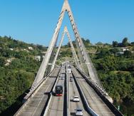 Solo dos carriles están abiertos en el puente atirantado de Naranjito. 2022